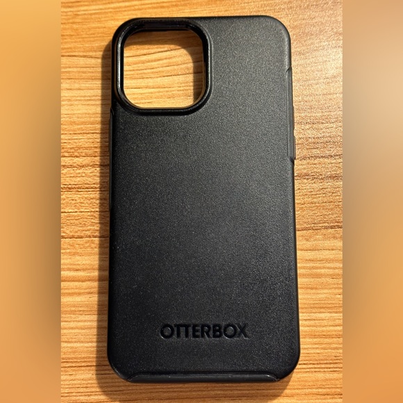 iPhone 13 Pro Max OtterBox Symmetry Series with MagSafe - Picture 1 of 4